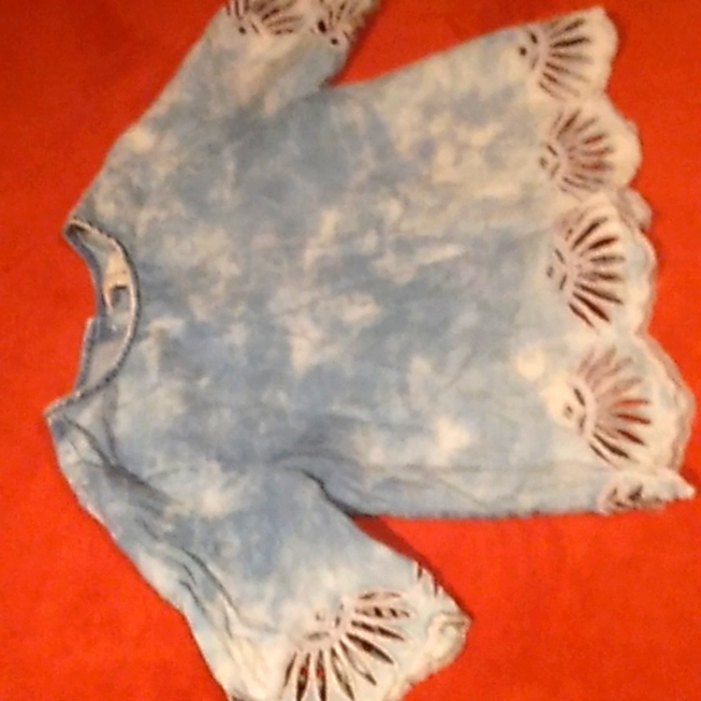 Jessica Simpson kids size 5 shirt